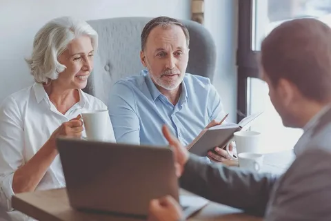 معقب تأمينات اجتماعية لخدمات المواطنين والشركات